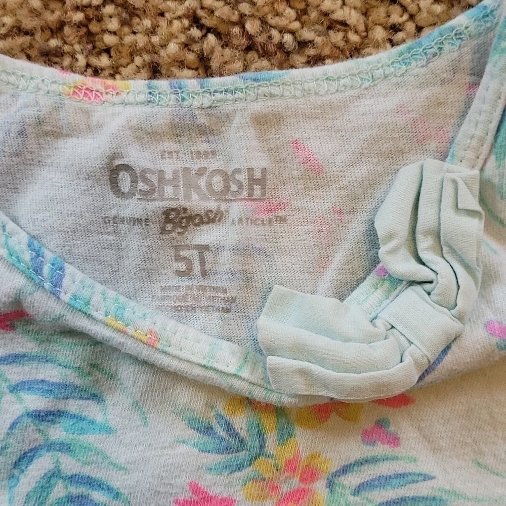 Oshkosh 5T light blue floral tank top